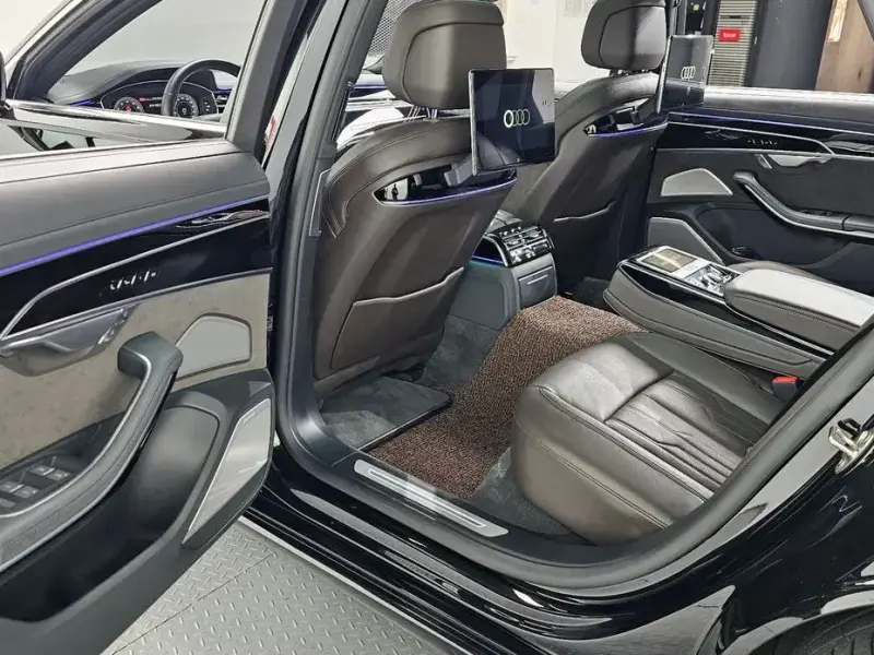 2021 Audi A8 с пробегом 51 469 км