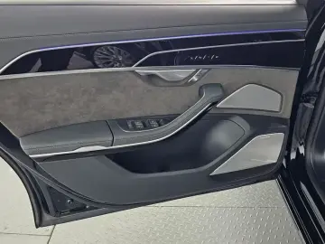 2021 Audi A8 с пробегом 51 469 км