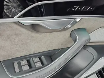 2021 Audi A8 с пробегом 51 469 км