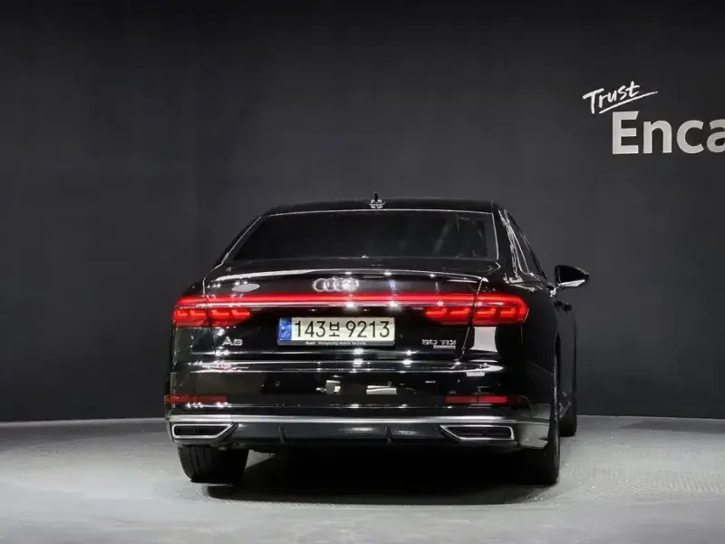 2021 Audi A8 с пробегом 98 640 км