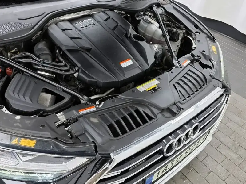 2021 Audi A8 с пробегом 98 640 км