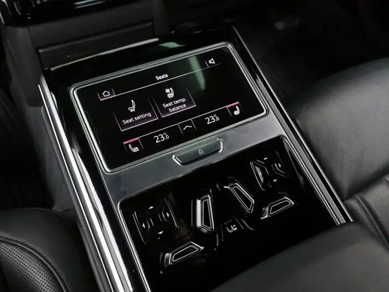 2021 Audi A8 с пробегом 98 640 км