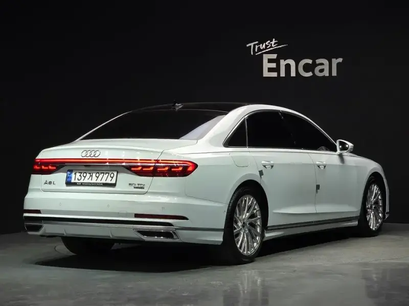 2021 Audi A8 с пробегом 110 292 км