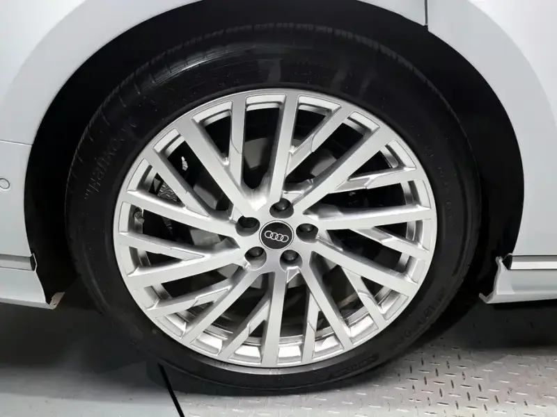 2021 Audi A8 с пробегом 110 292 км