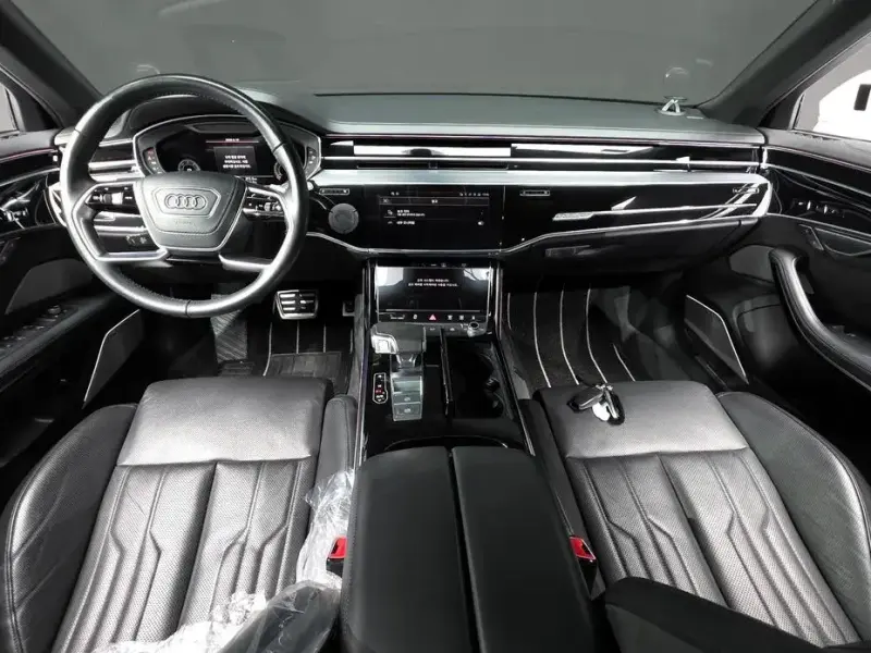 2021 Audi A8 с пробегом 110 292 км