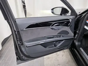 2021 Audi A8 с пробегом 98 640 км