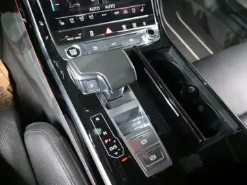 2021 Audi A8 с пробегом 110 292 км