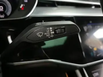 2021 Audi A8 с пробегом 98 640 км