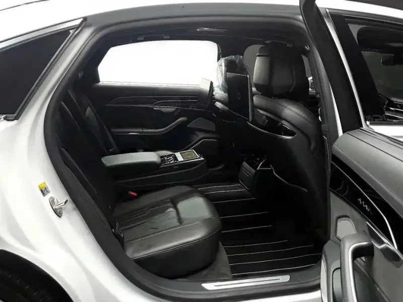 2021 Audi A8 с пробегом 110 292 км