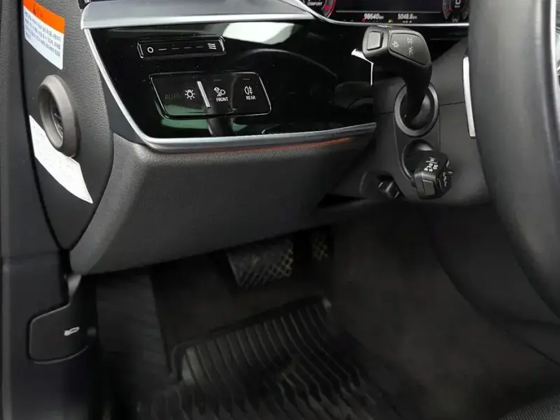 2021 Audi A8 с пробегом 98 640 км