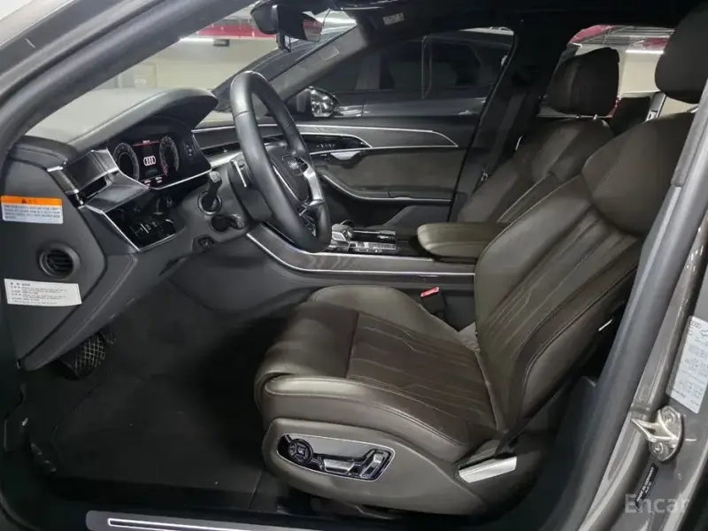 2021 Audi A8 с пробегом 54 000 км