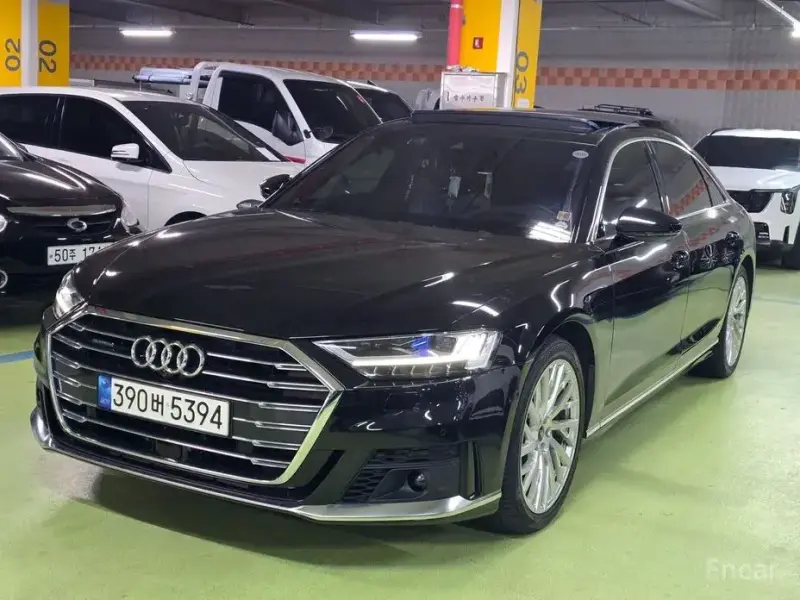 2021 Audi A8 с пробегом 70 000 км