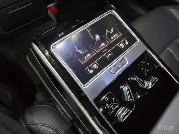 2021 Audi A8 с пробегом 70 000 км