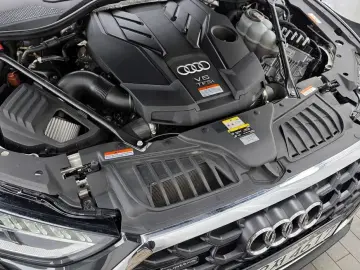 2023 Audi A8 с пробегом 80 921 км