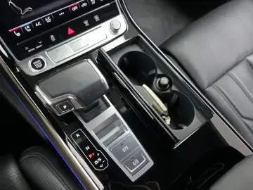 2023 Audi A8 с пробегом 80 921 км