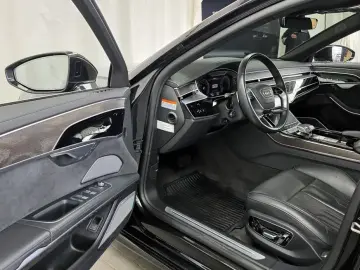 2023 Audi A8 с пробегом 80 921 км