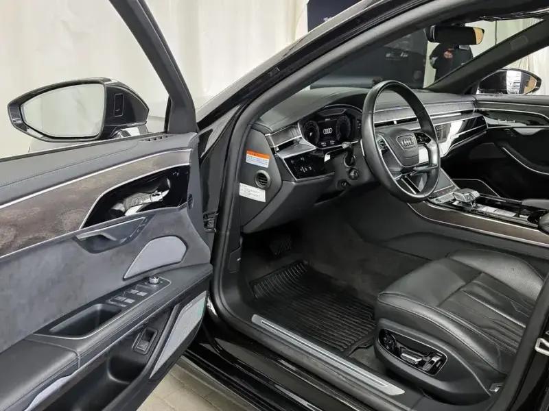 2023 Audi A8 с пробегом 80 921 км