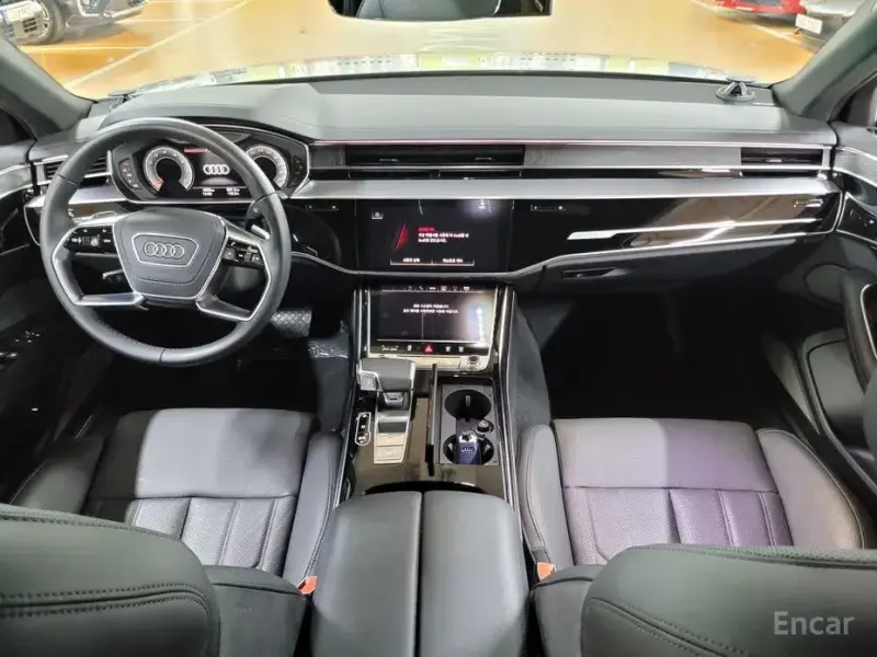 2023 Audi A8 с пробегом 4 100 км