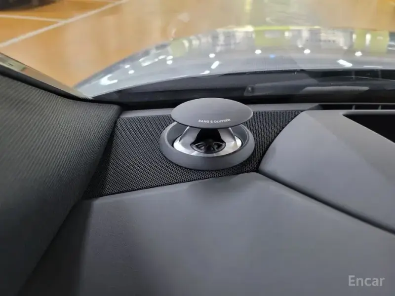 2023 Audi A8 с пробегом 4 100 км