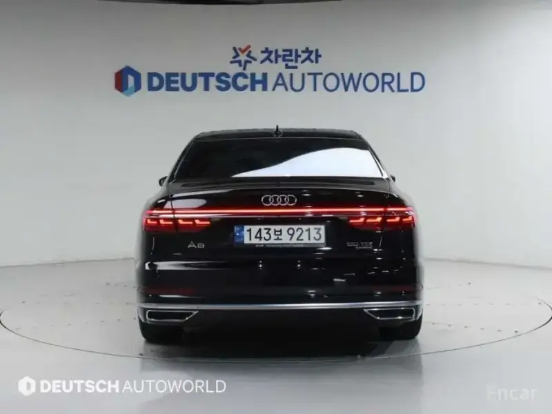 2021 Audi A8 с пробегом 98 700 км