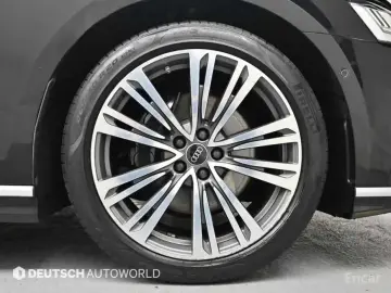 2021 Audi A8 с пробегом 98 700 км