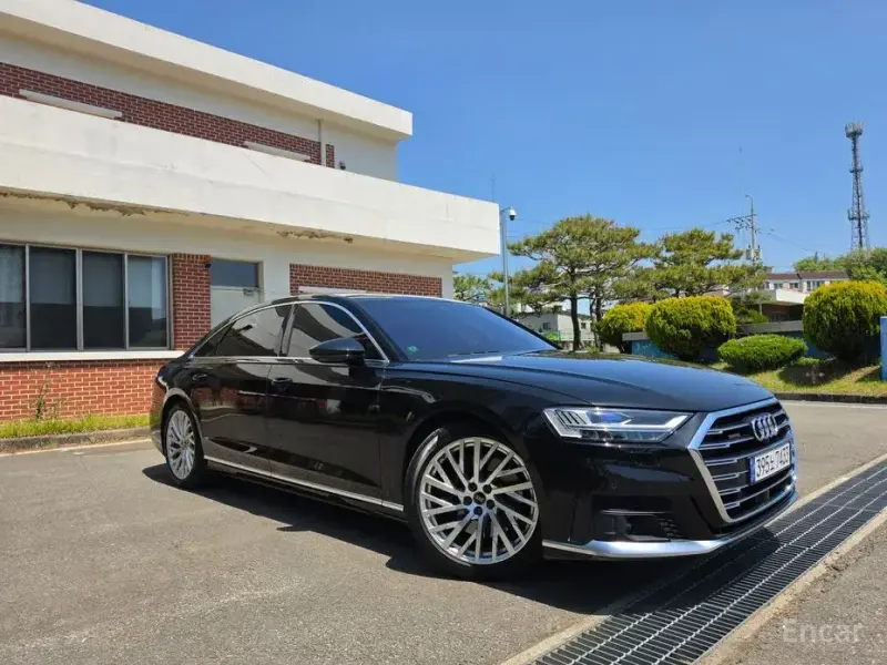 2021 Audi A8 с пробегом 90 717 км