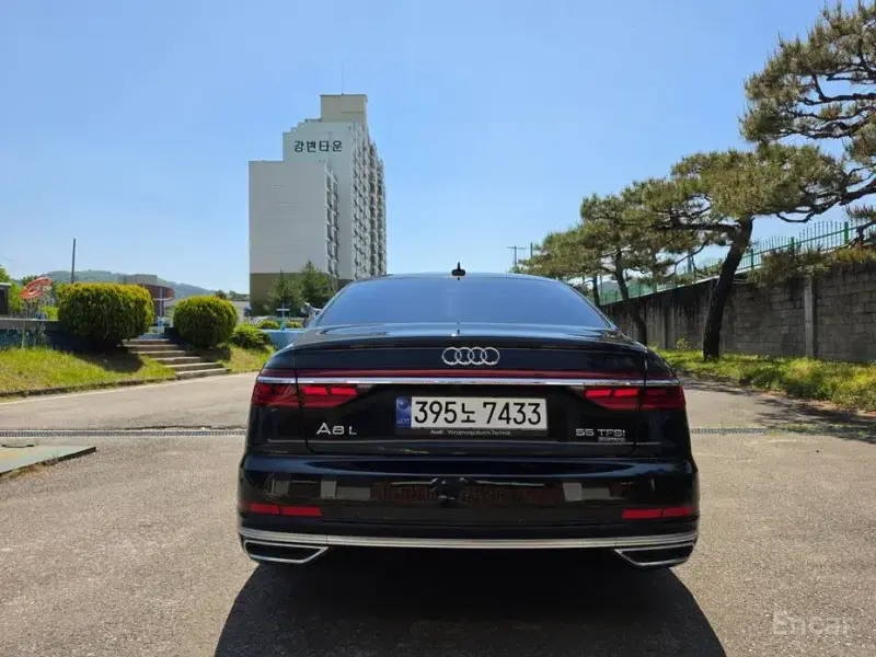 2021 Audi A8 с пробегом 90 717 км