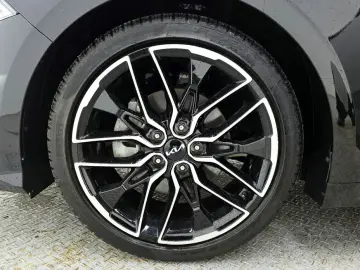 2022 Kia K5 с пробегом 45 908 км