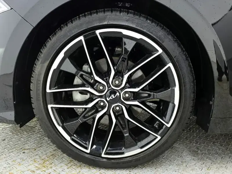 2022 Kia K5 с пробегом 45 908 км