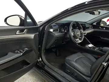 2022 Kia K5 с пробегом 45 908 км
