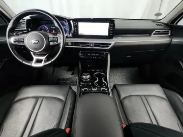 2021 Kia K5 с пробегом 47 960 км