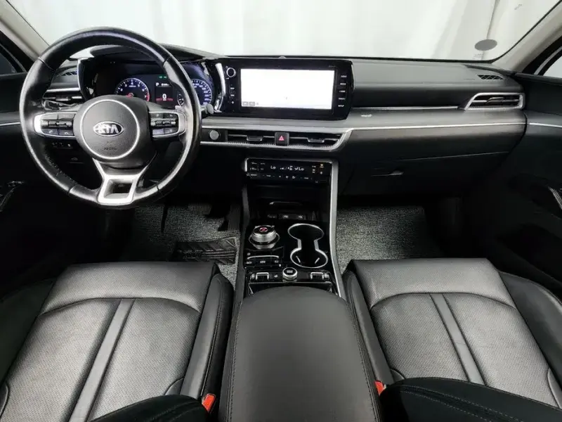 2021 Kia K5 с пробегом 47 960 км