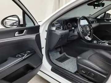 2021 Kia K5 с пробегом 47 960 км