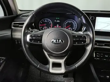 2021 Kia K5 с пробегом 47 960 км