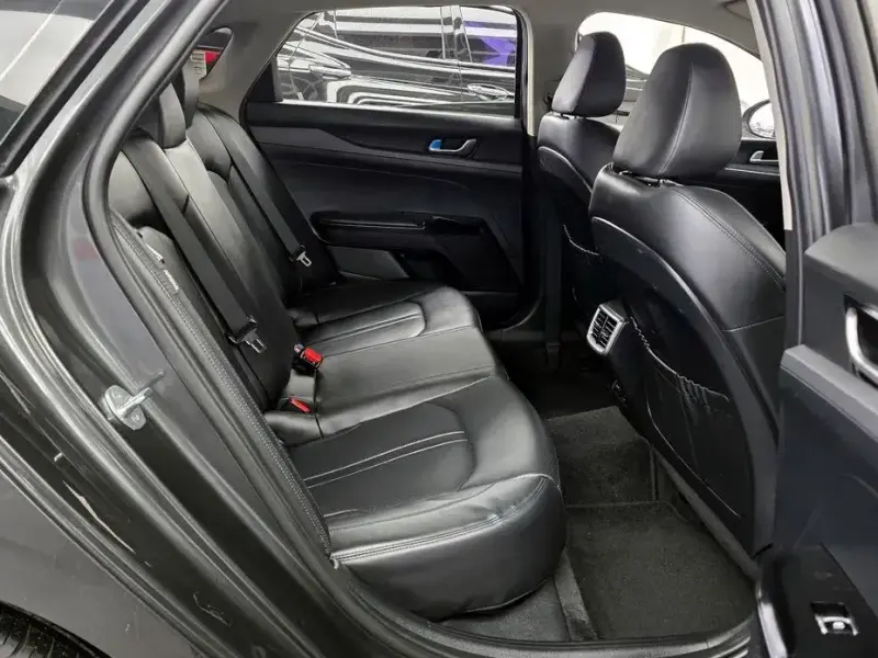 2022 Kia K5 с пробегом 51 044 км