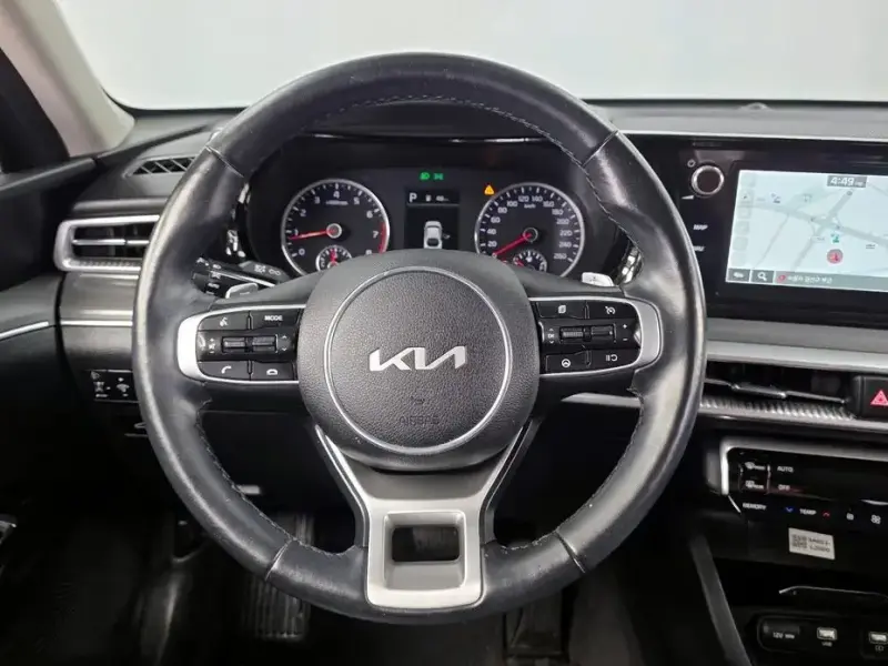 2022 Kia K5 с пробегом 51 044 км