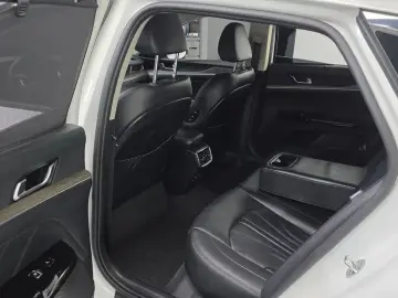 2021 Kia K5 с пробегом 43 931 км