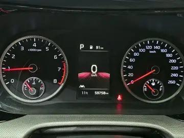 2021 Kia K5 с пробегом 59 758 км