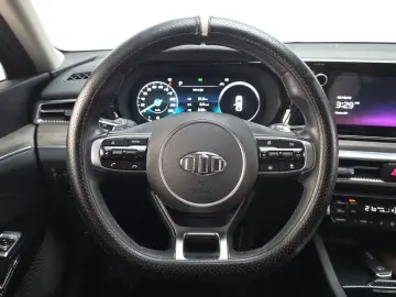 2021 Kia K5 с пробегом 50 124 км