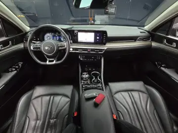2021 Kia K5 с пробегом 38 939 км