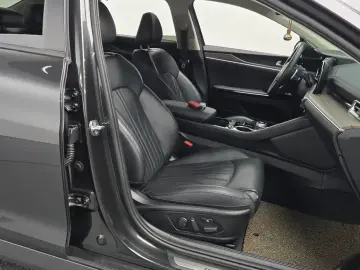 2021 Kia K5 с пробегом 38 939 км