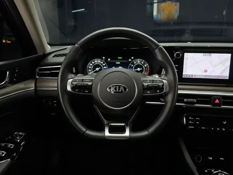 2021 Kia K5 с пробегом 38 939 км