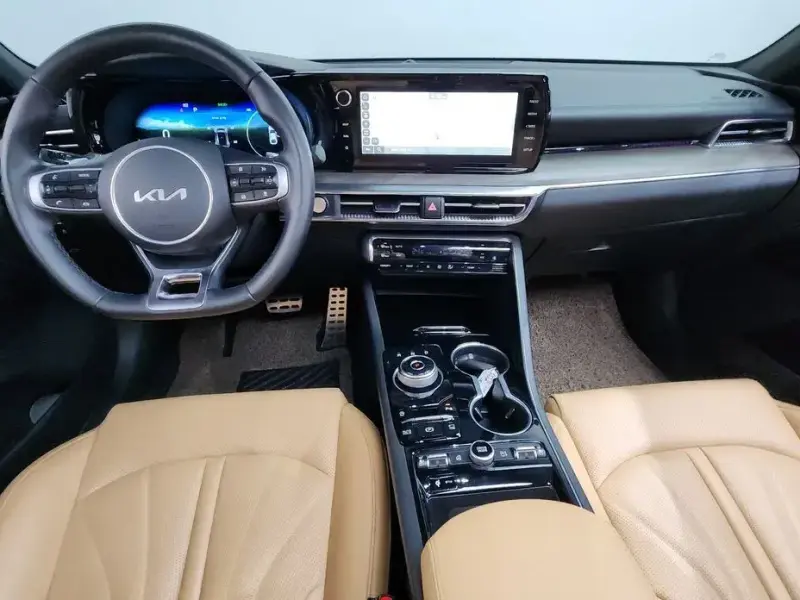 2022 Kia K5 с пробегом 43 508 км