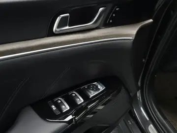 2021 Kia K5 с пробегом 38 939 км