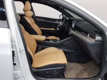 2022 Kia K5 с пробегом 43 508 км
