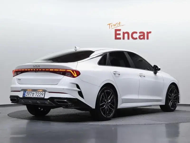 2021 Kia K5 с пробегом 42 119 км