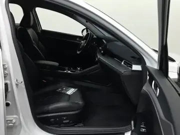 2021 Kia K5 с пробегом 42 119 км