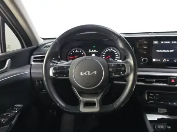 2021 Kia K5 с пробегом 42 119 км