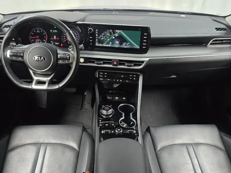 2021 Kia K5 с пробегом 43 266 км