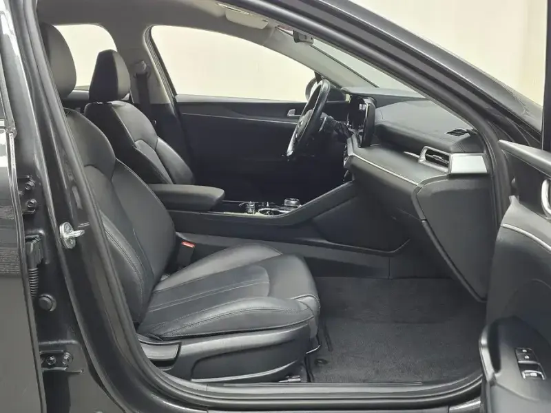 2021 Kia K5 с пробегом 43 266 км